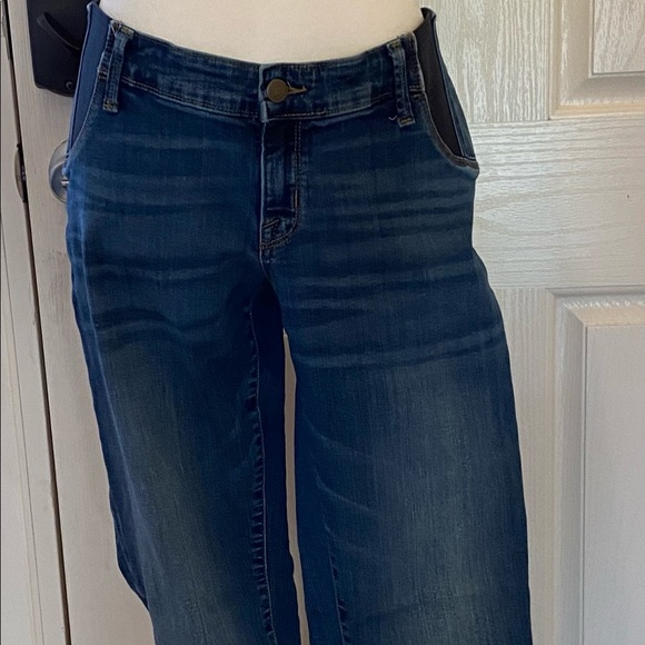 COPY - inset panel maternity straight leg jeans - Picture 2 of 3